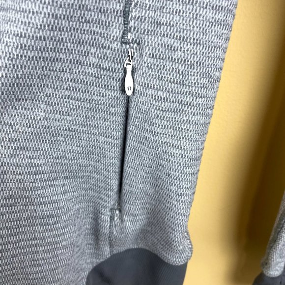Lululemon Gray Striped Athleisure Half-Zip Jacket 4 - Picture 3 of 9